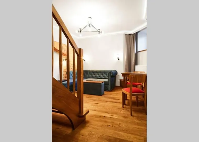 Househost Apartment Ii: Studencka Street