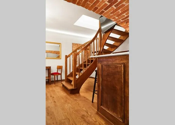 Househost Apartment Ii: Studencka Street